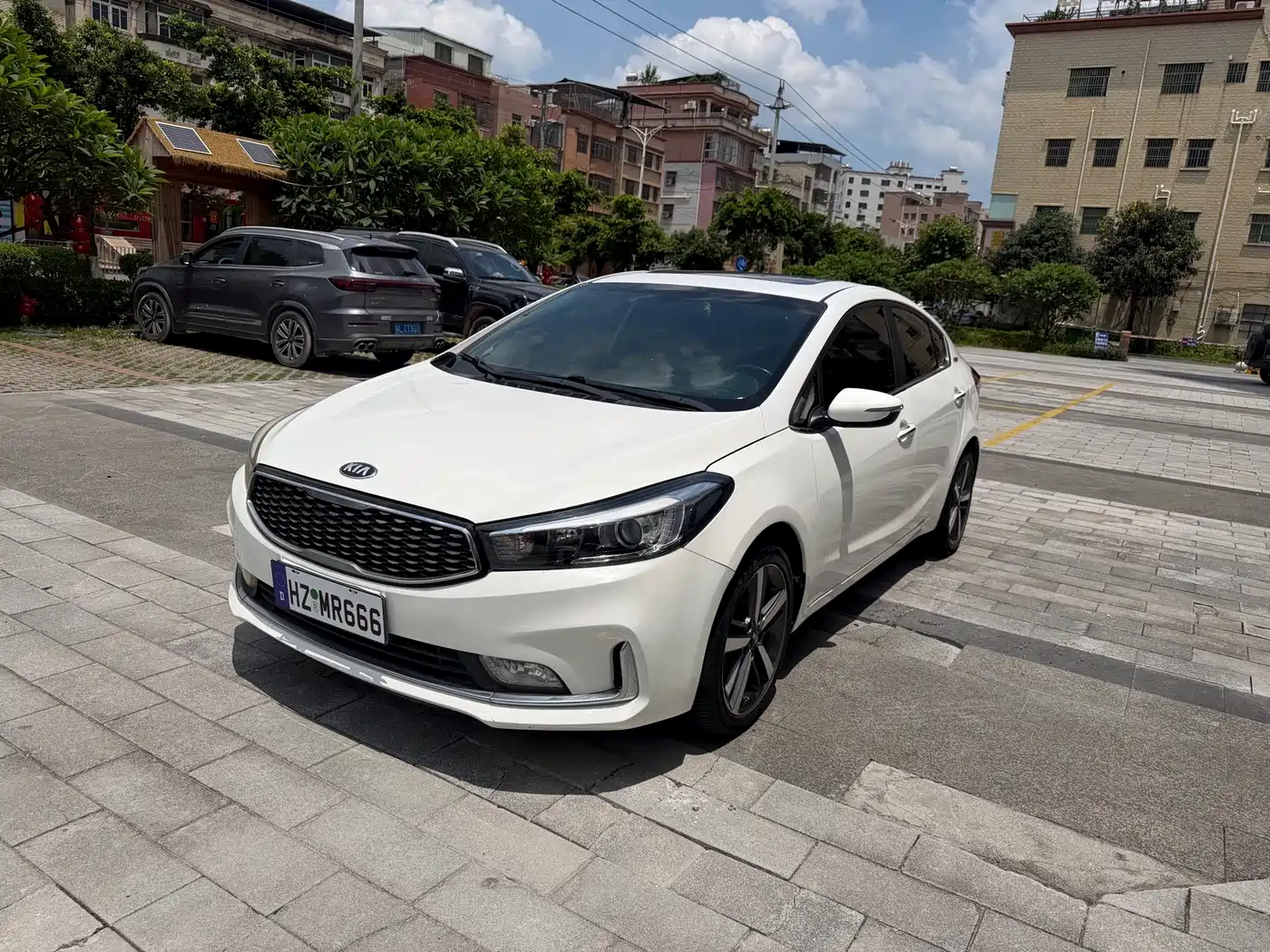 Kia K3 2017 1.6L Automatic 15th Anniversary Special GLS