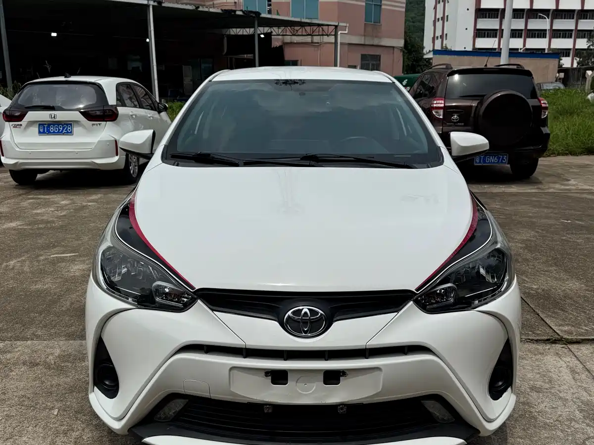 Toyota YARiS L Zhi Xiang 2018 1.5E CVT Champion Limited Edition фото 2