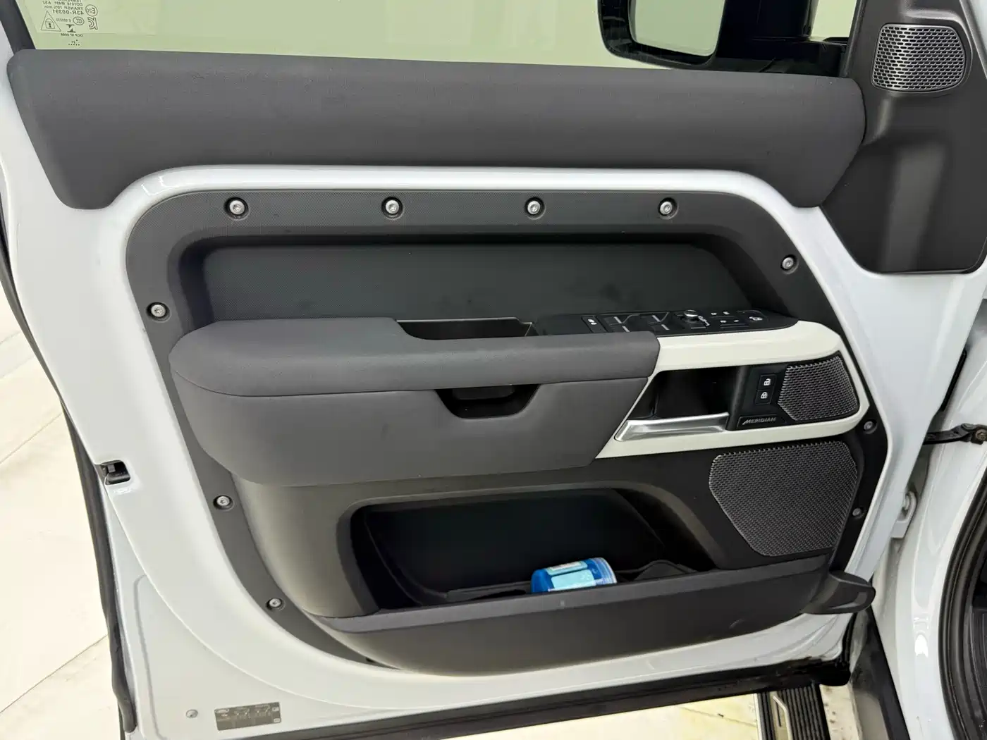 LAND ROVER GUARDIAN NEW ENERGY