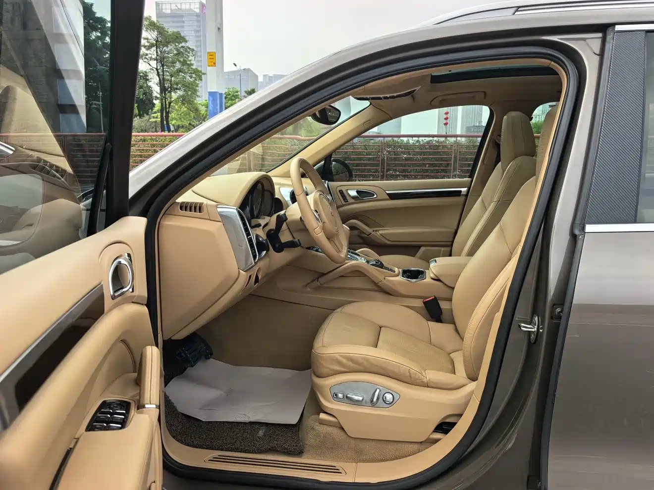 Porsche Cayenne 2011 Cayenne 3.0T фото 6