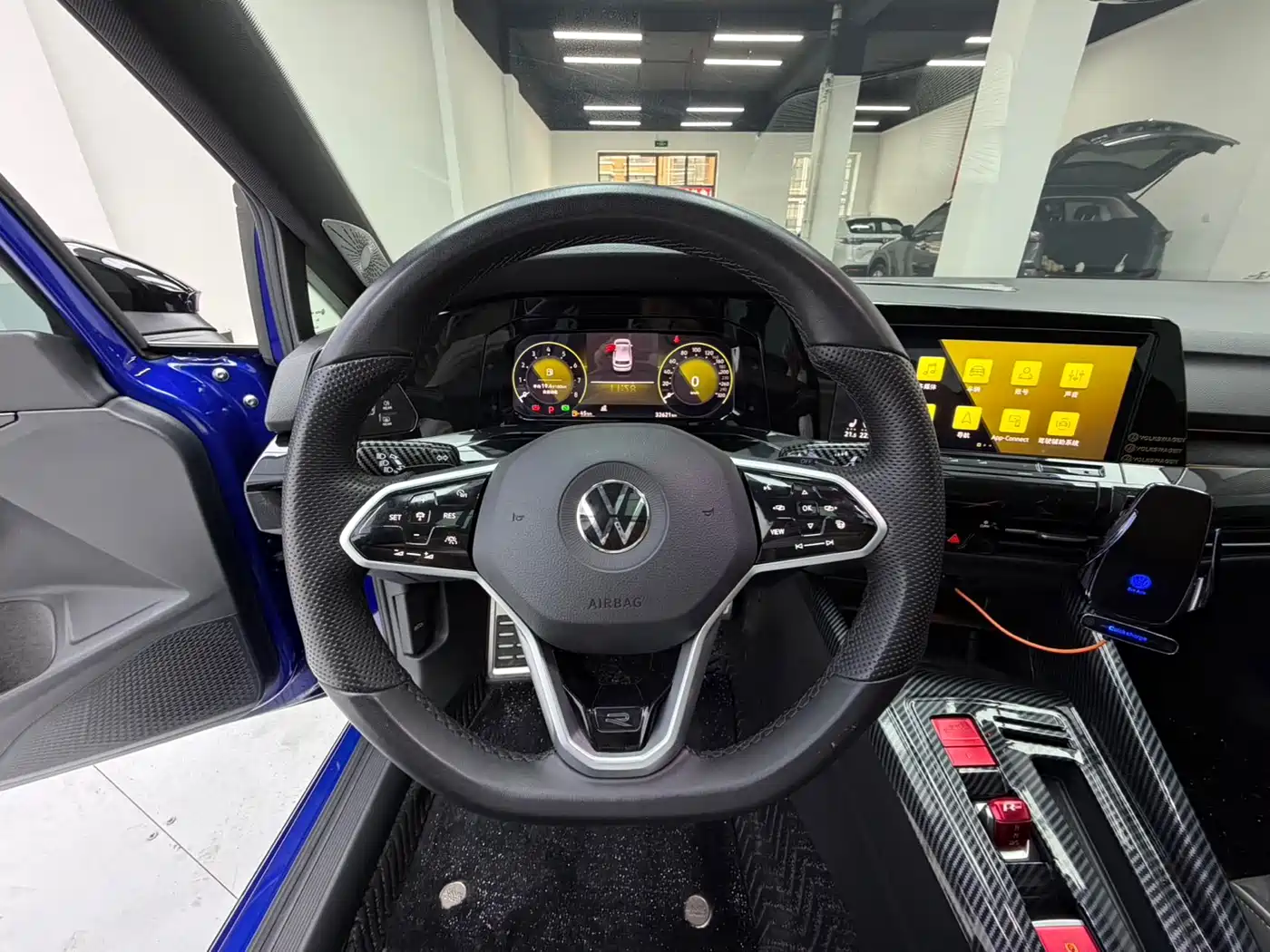 Volkswagen Golf 2021 280TSI DSG R-Line фото 10