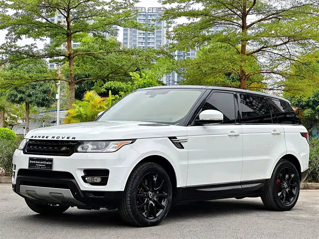 Land Rover Range Rover Sport фото 2