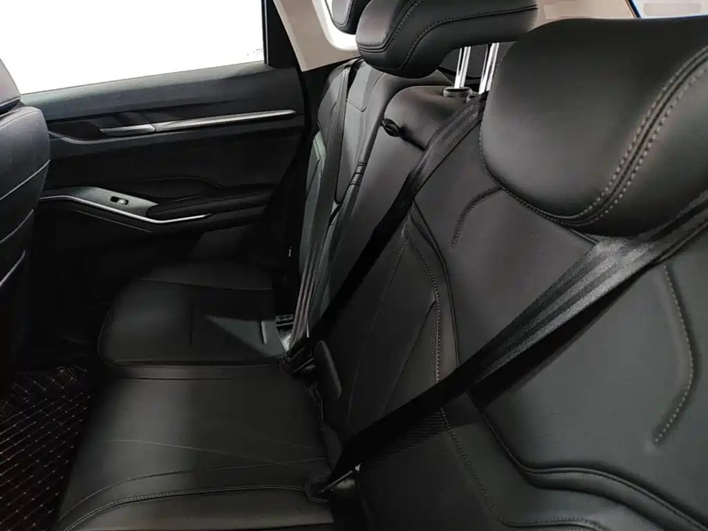 Фото 13 - Haval H6