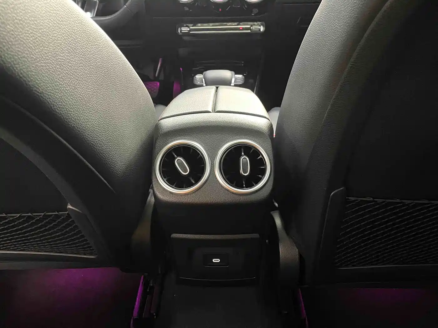 Mercedes-Benz A-Class 2023 A 200 L Fashion фото 12