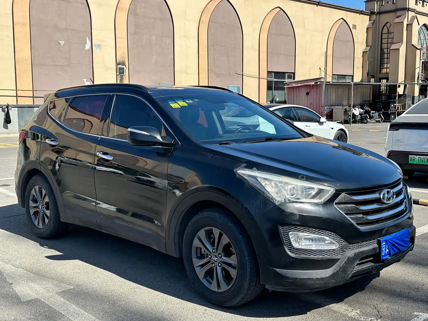 Hyundai Santa Fe 2013 Model 2.4L Automatic 2WD Smart фото 2