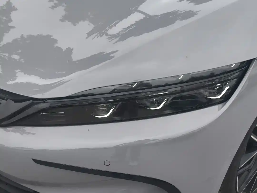 BYD Han 2025 DM-i 125KM Premium фото 5