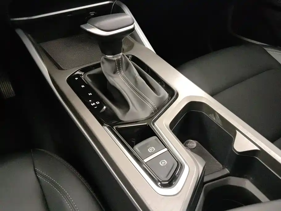 Geely Emgrand 2025 2025 4th Gen 1.5L CVT Soaring Dragon Edition