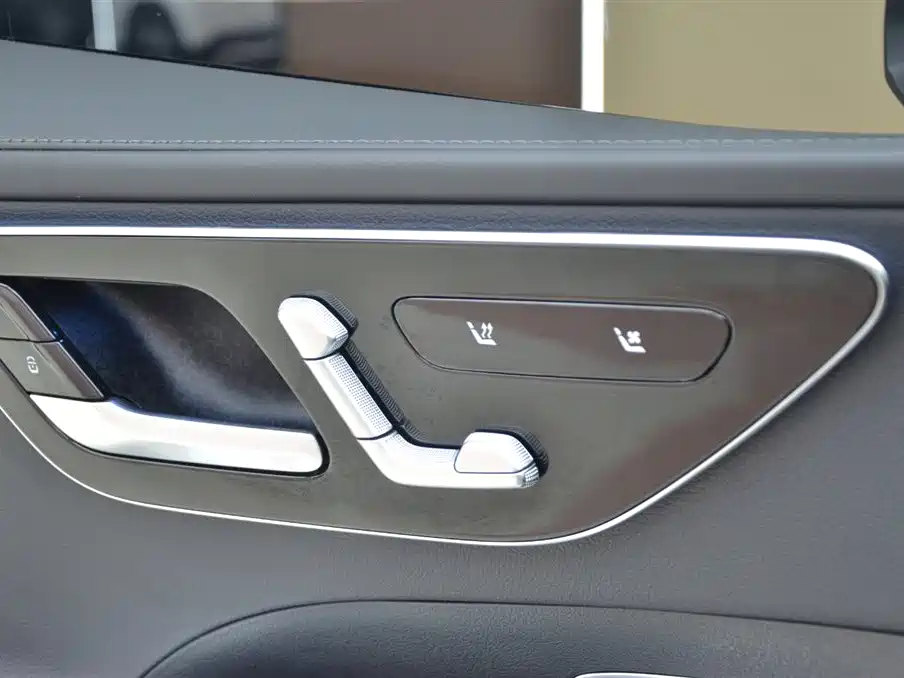 Mercedes-Benz C-Class 2024 Facelift C 260 L Moonlight Sport фото 10