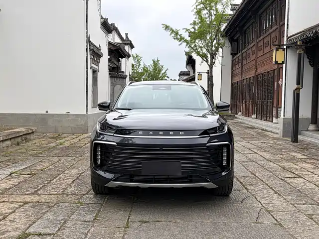 Exeed Lingyun 2024 400T 2WD Star Premium Edition
