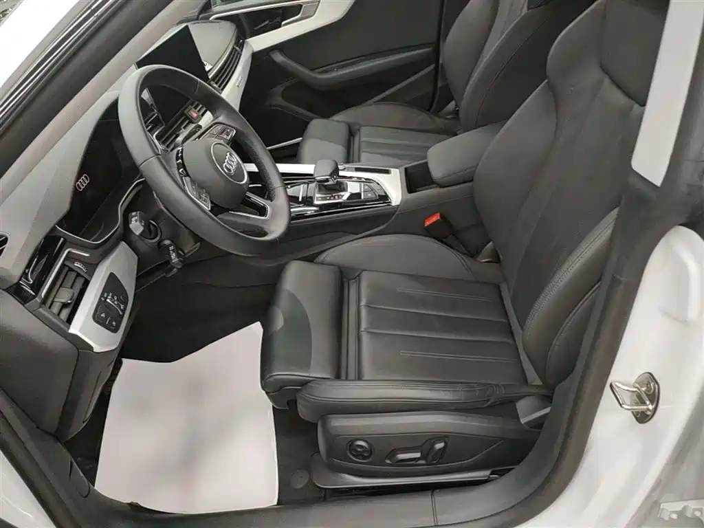 Audi A5 (Import) 2024 Sportback 40 TFSI quattro Luxury Dynamic фото 11