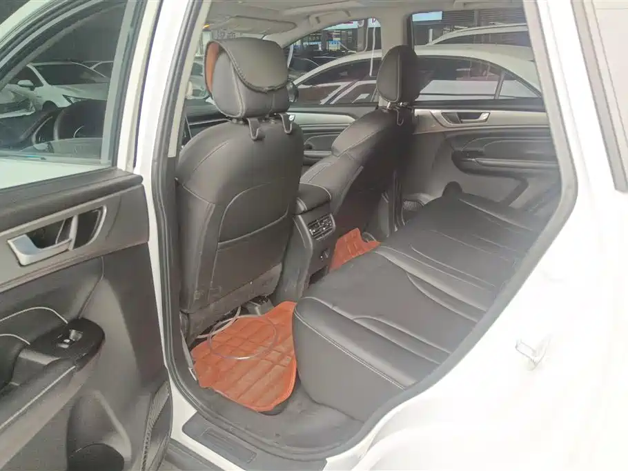 Haval M6 2021 PLUS 1.5T DCT Elite Smart Connect фото 11