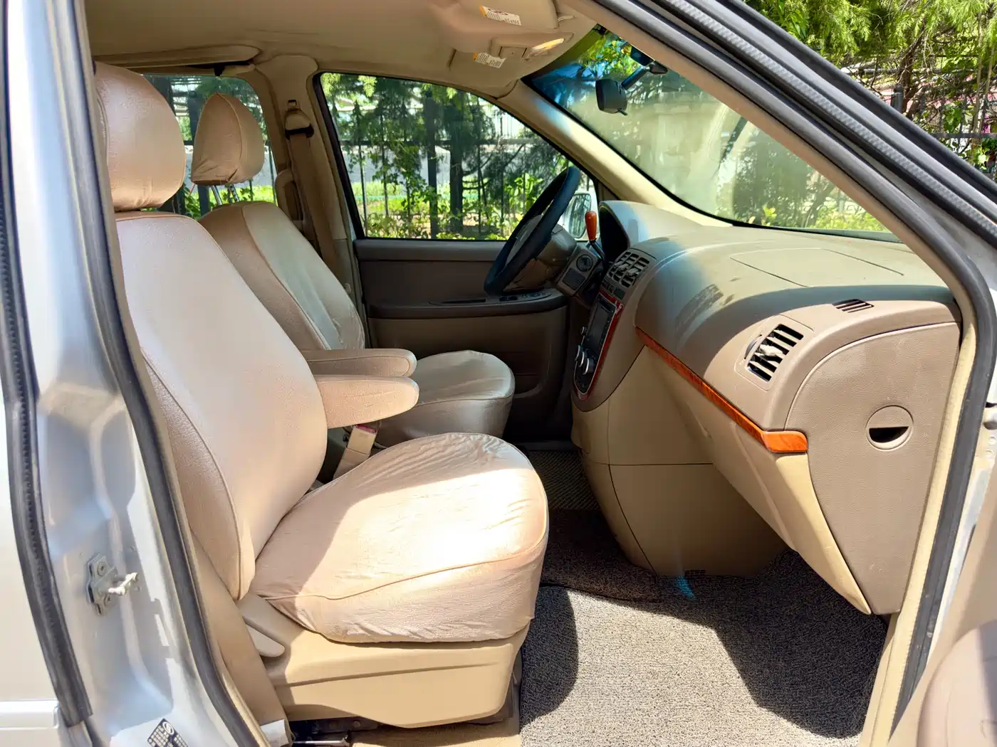 Buick GL8 2012 2.4L BASE Comfort фото 16