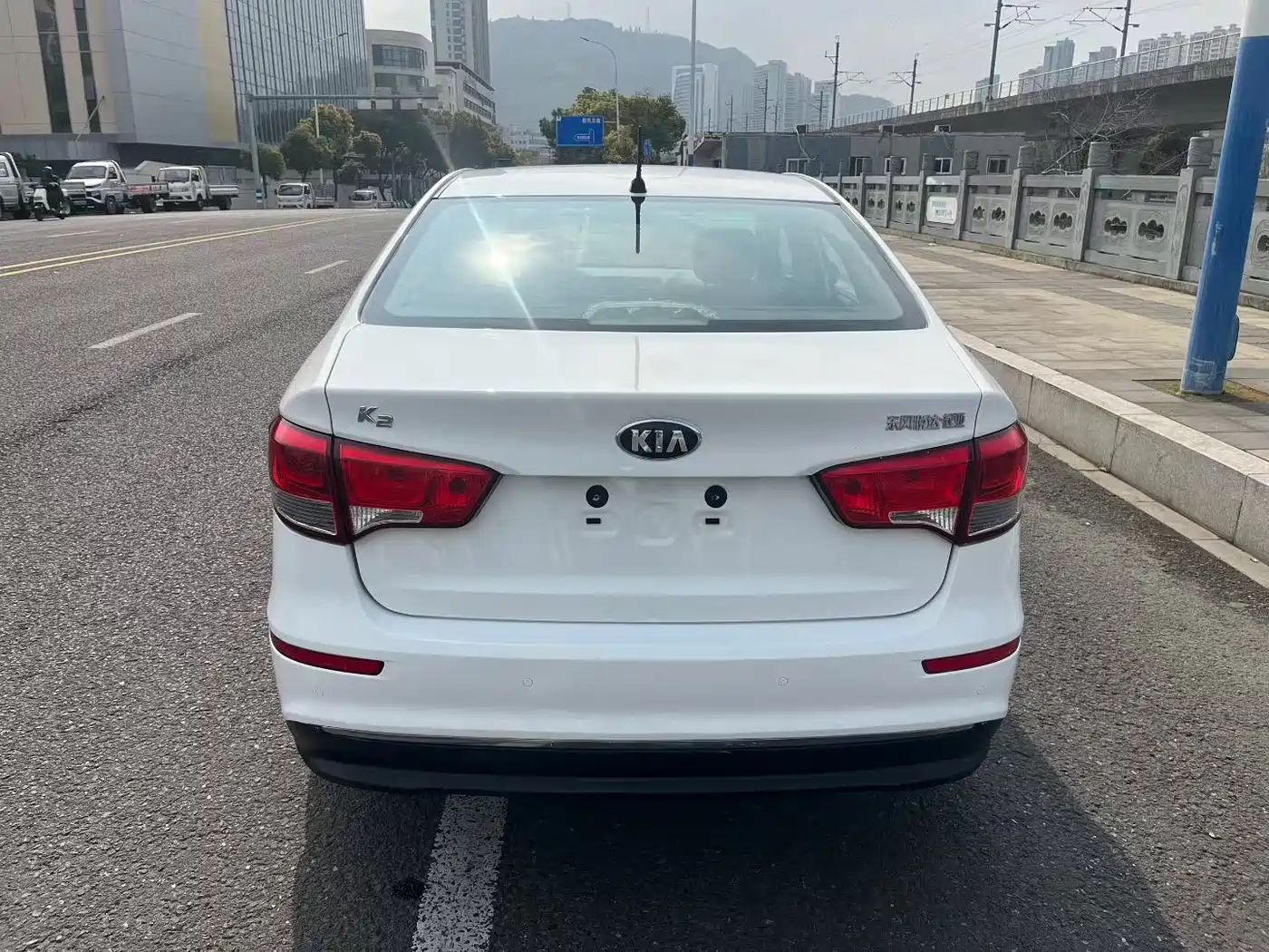 Kia K2 2015 Sedan 1.4L AT GLS фото 8