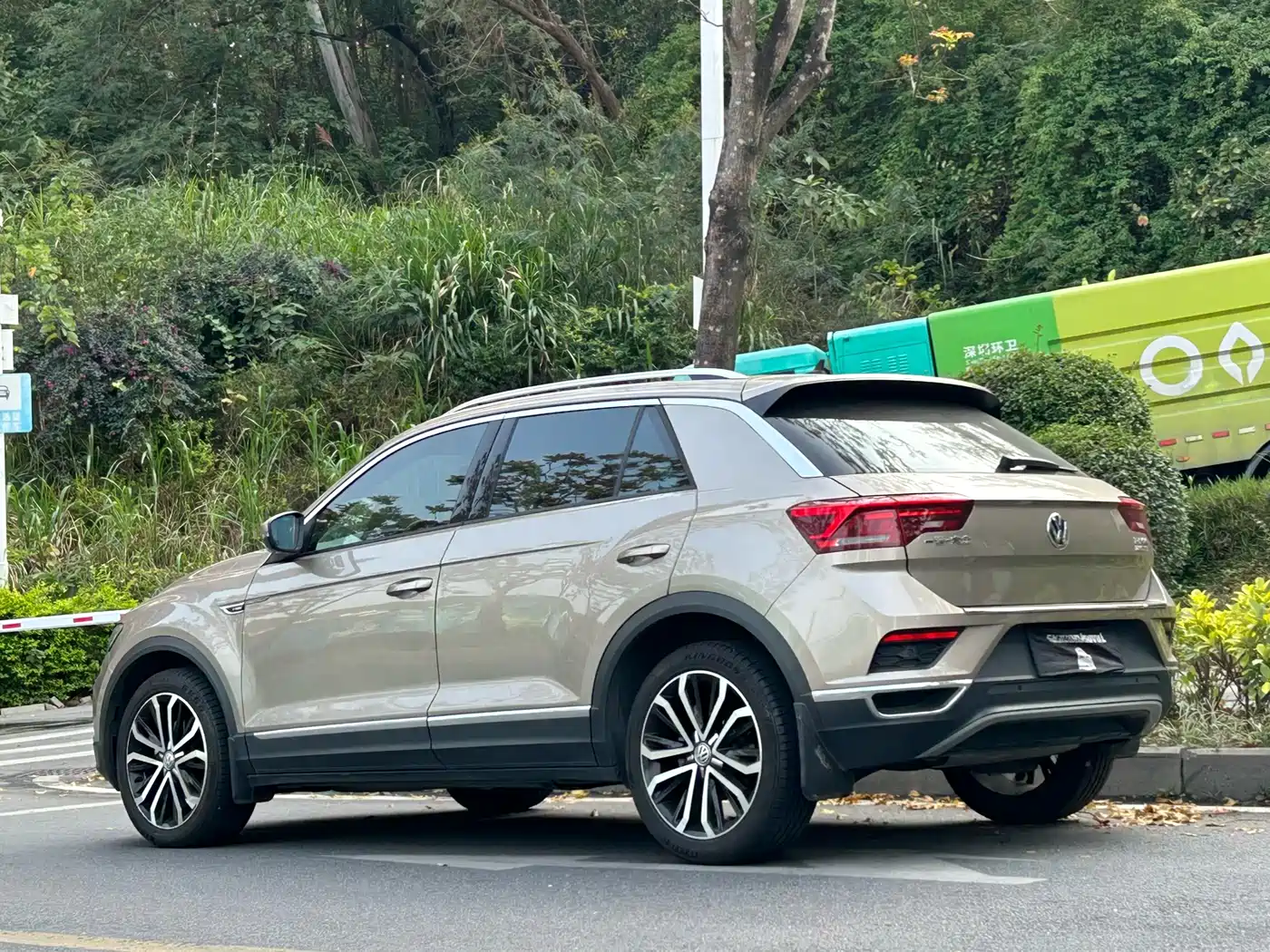 Volkswagen T-ROC 2019 280TSI DSG 2WD Luxury Type China VI фото 4