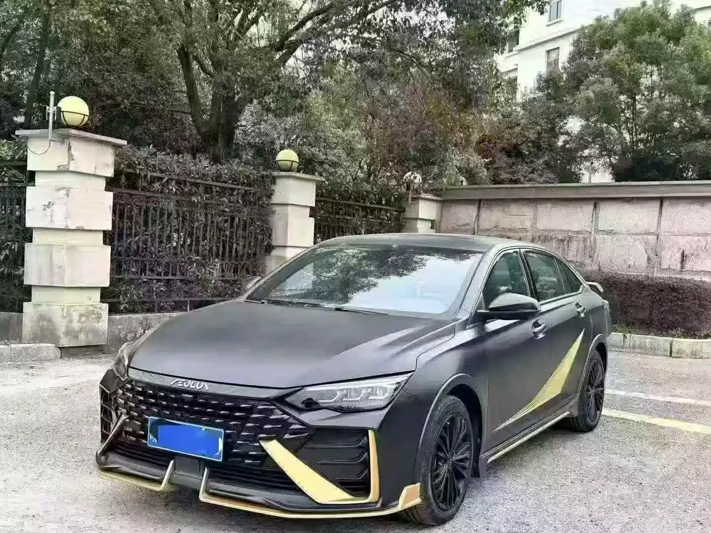  Dongfeng Aeolus Yixuan MAX 2021 1.5T Dark Night Dawn Edition