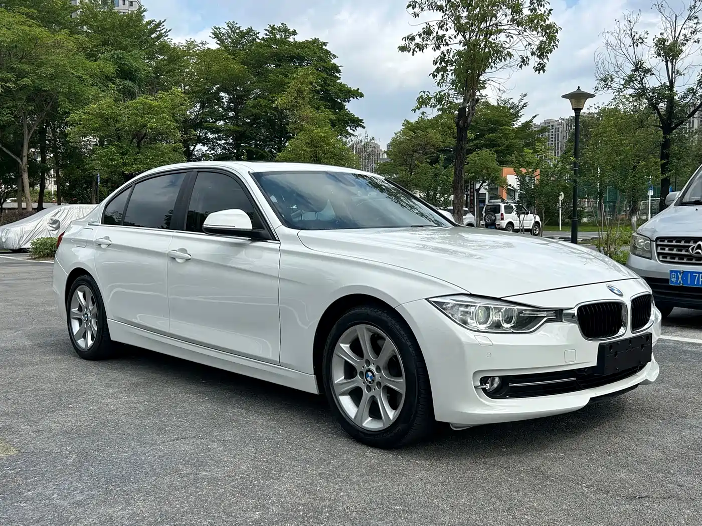 BMW 3 Series 2015 328Li xDrive Fashion фото 3