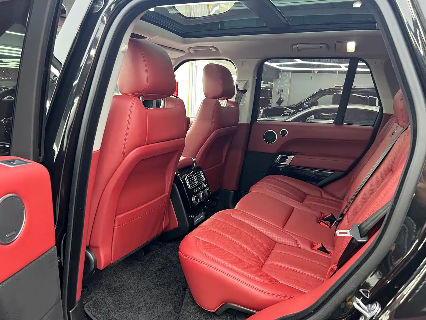 Land Rover Range Rover 2017 3.0 SC V6 Vogue фото 4