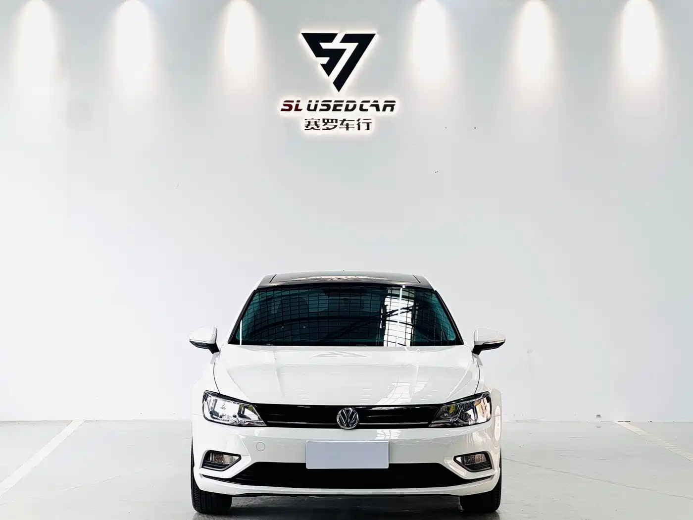 Volkswagen Lamando 2018 230TSI DSG Trend Edition фото 2