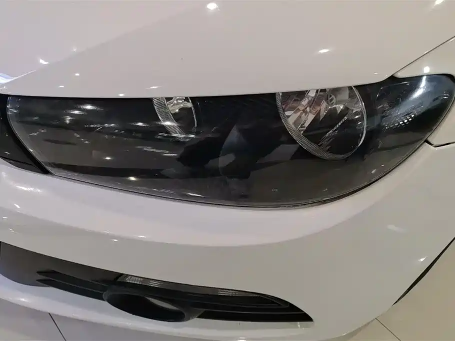 Volkswagen Scirocco 2014 1.4TSI Racing Edition фото 5