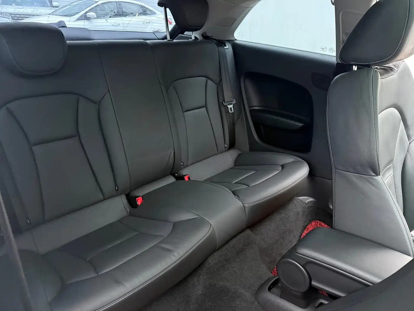 Audi A1 2014 30 TFSI Comfort фото 6