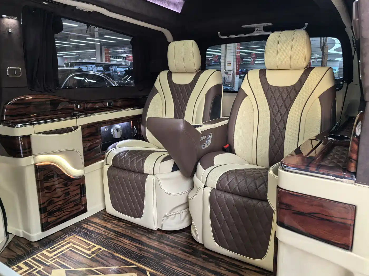 Mercedes-Benz Vito 2016 2.0T Business Edition фото 13