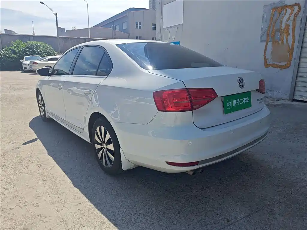 Volkswagen Sagitar 2017 230TSI Automatic Comfort фото 23