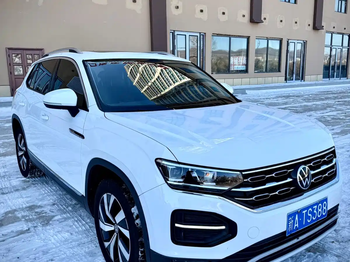 Volkswagen Tayron 2021 280TSI 2WD Luxury Smart Connect фото 3
