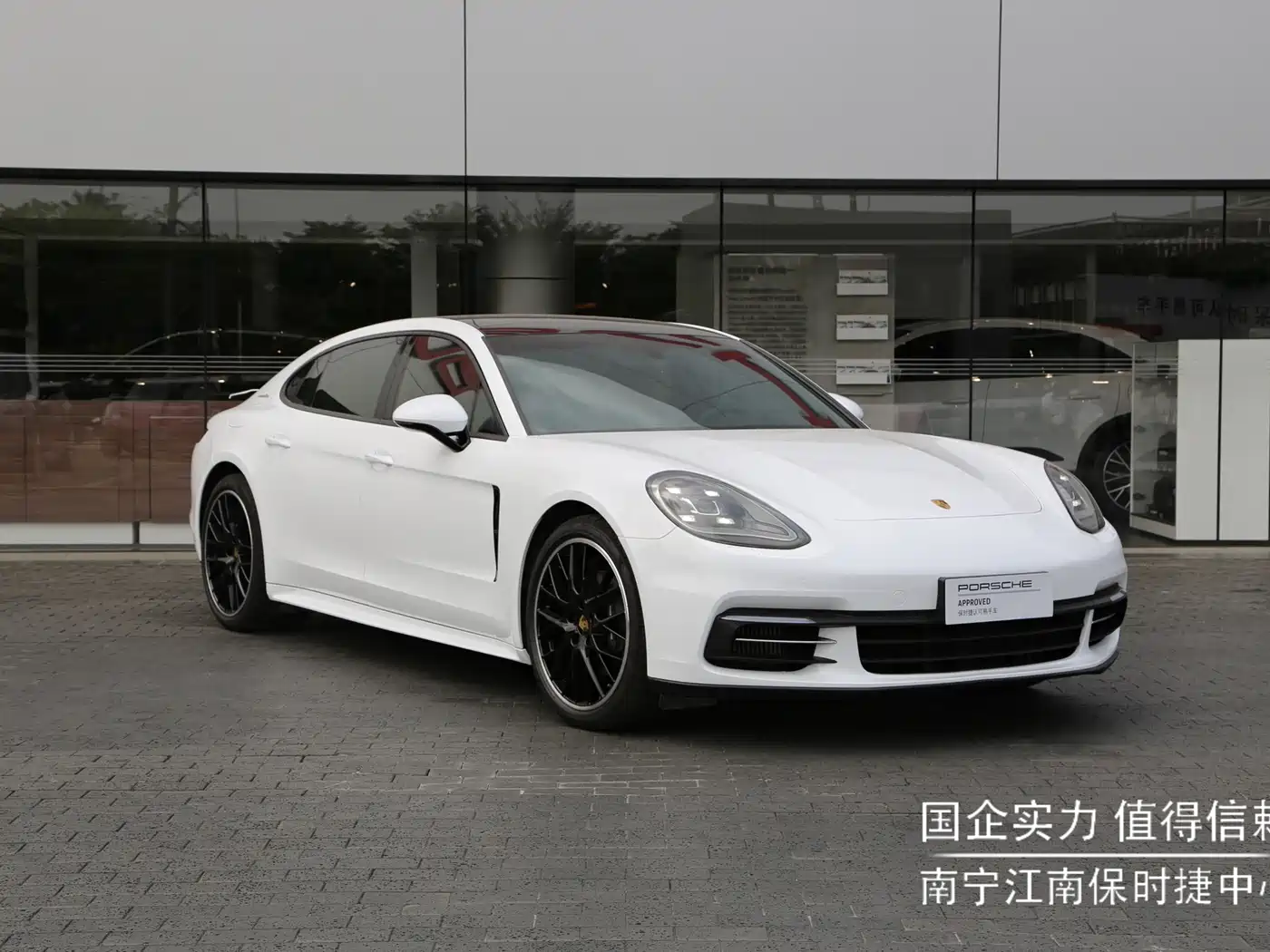 Porsche Panamera 2019 Panamera 4 Executive Long Wheelbase 2.9T фото 3