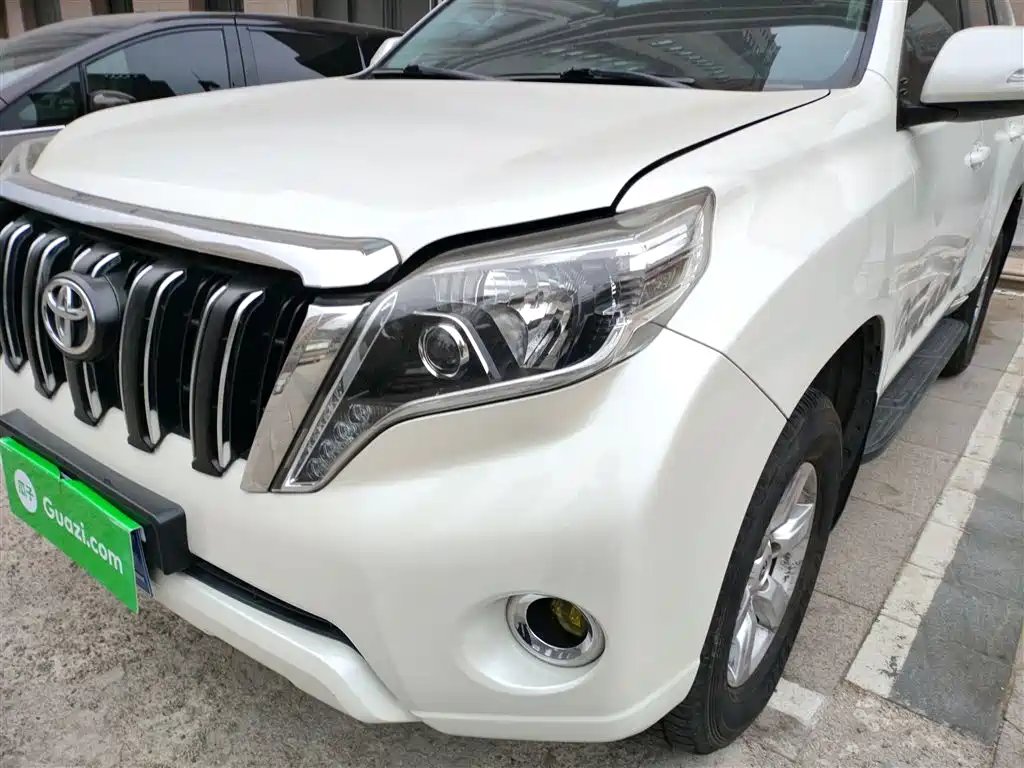 Toyota Prado 2015 2.7L Automatic Standard фото 18