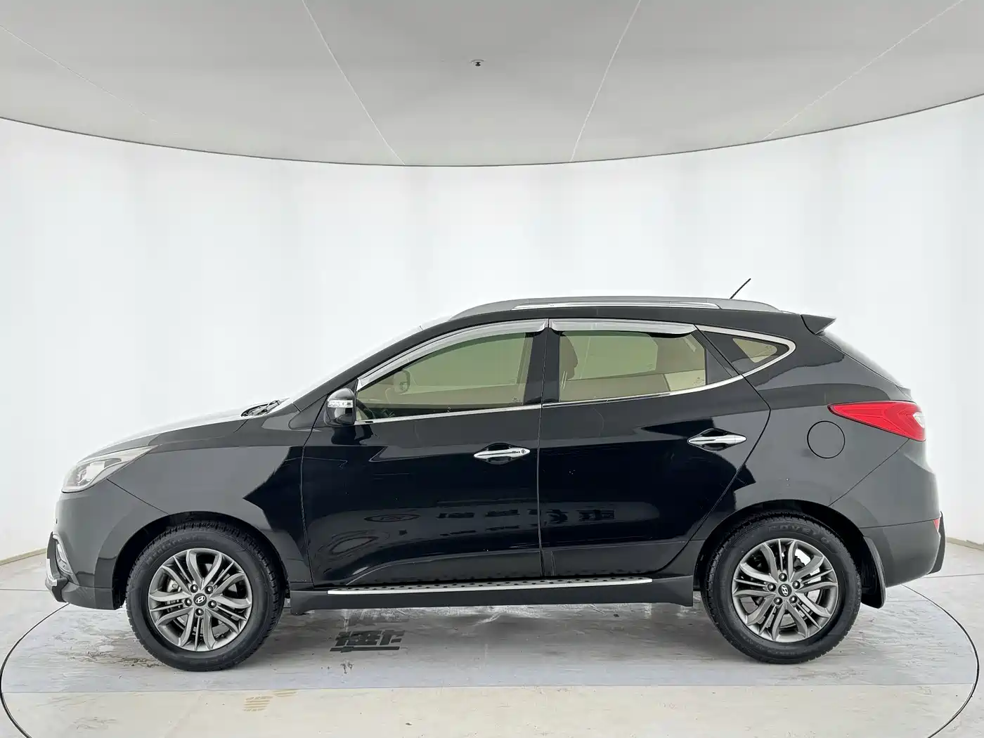 Hyundai Beijing Hyundai ix35 2013 2.0L Auto 2WD Smart GLS China IV фото 5