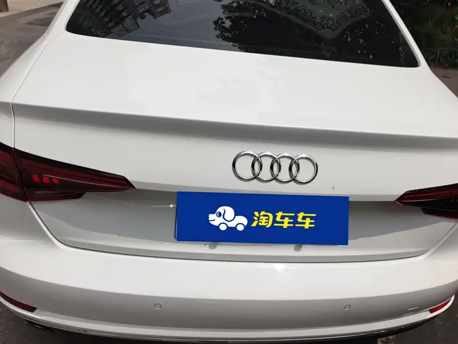 Audi A4L 2018 30th Anniversary 40 TFSI Progressive фото 4