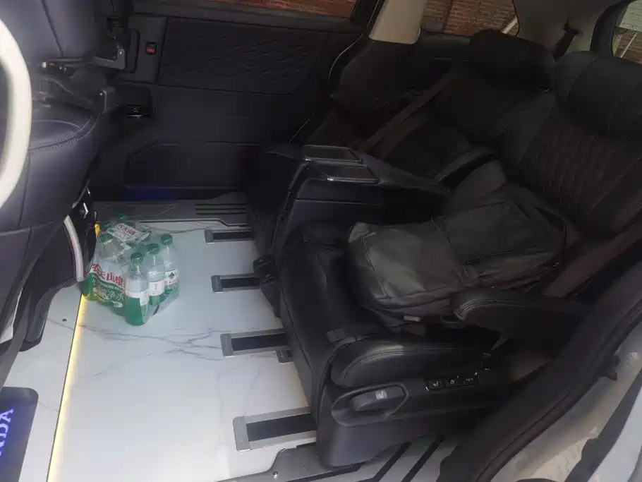Honda Elysion 2024 2024 2.0L e:HEV Luxury Edition