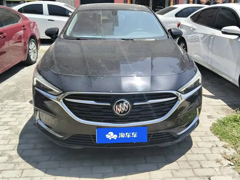 BUICK LACROSSE