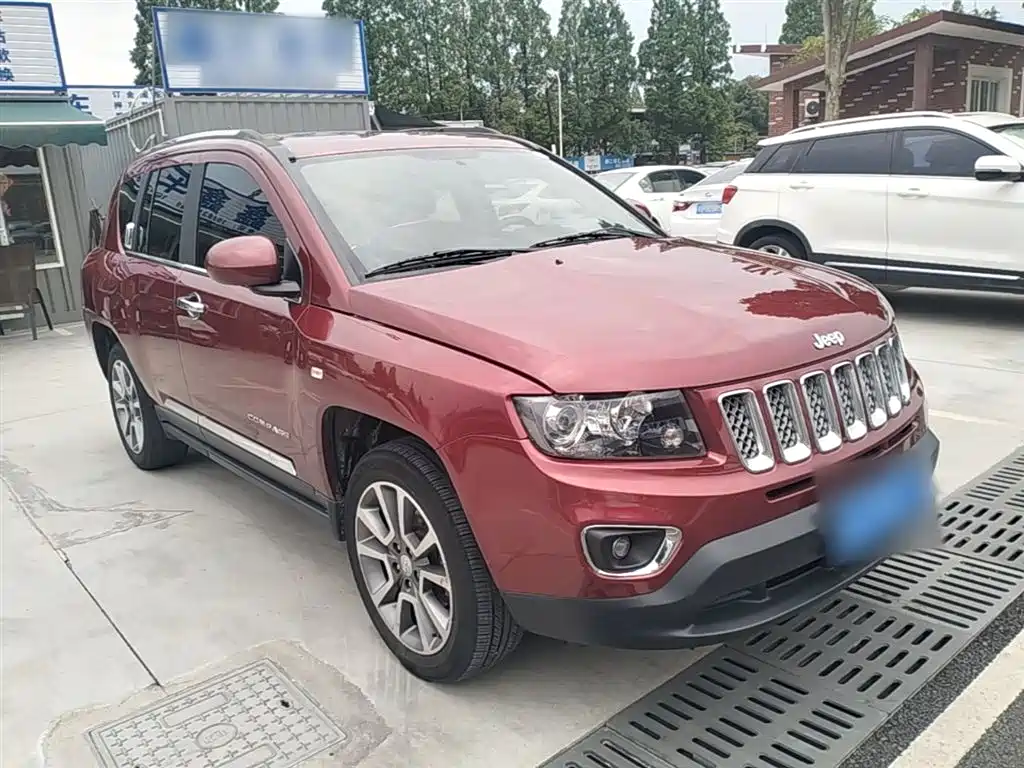 Jeep Compass (Import) 2015 2014 Facelift 2.0L 2WD Elite Edition