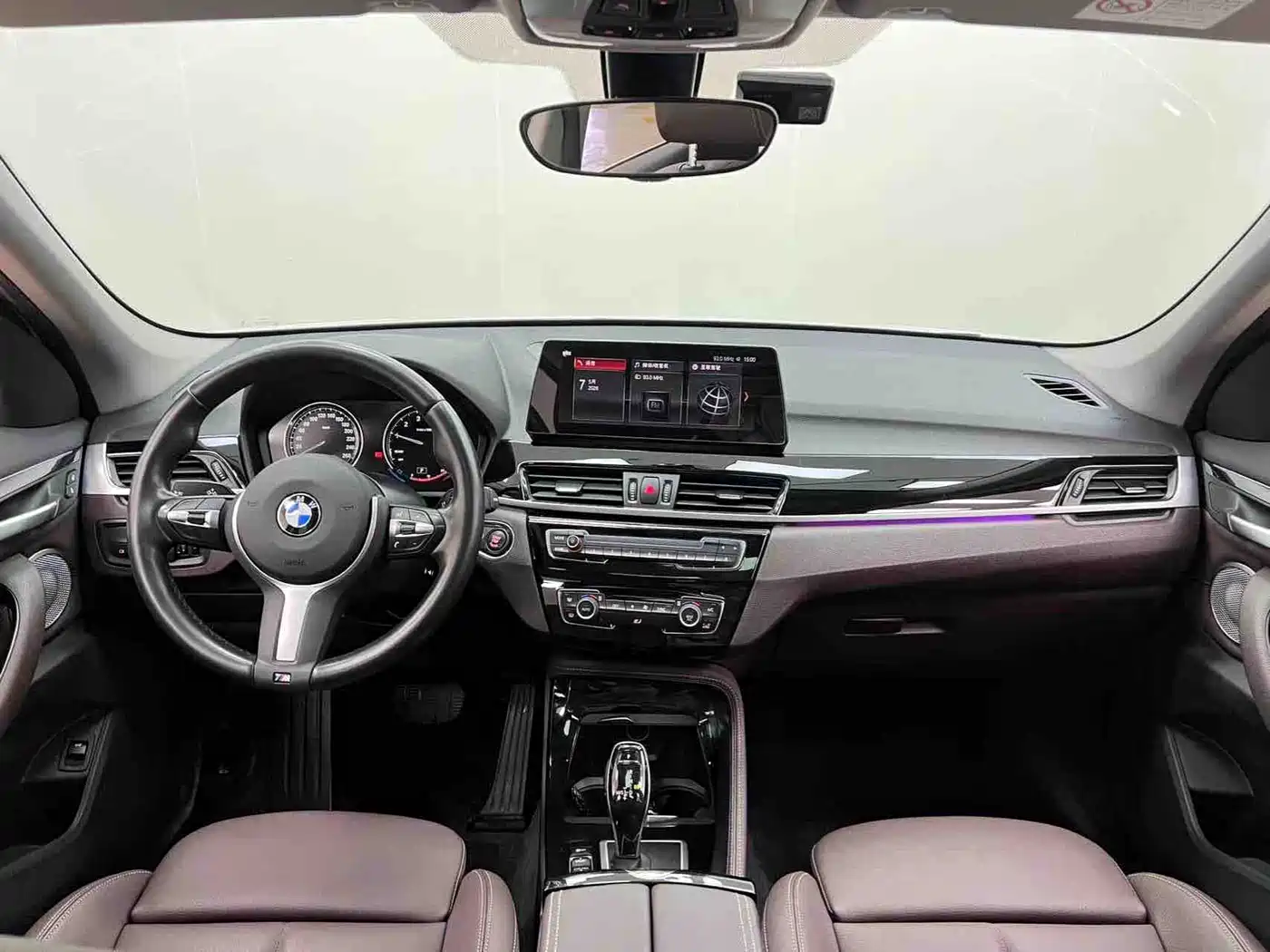 BMW X1 2022 sDrive20Li Premium фото 12