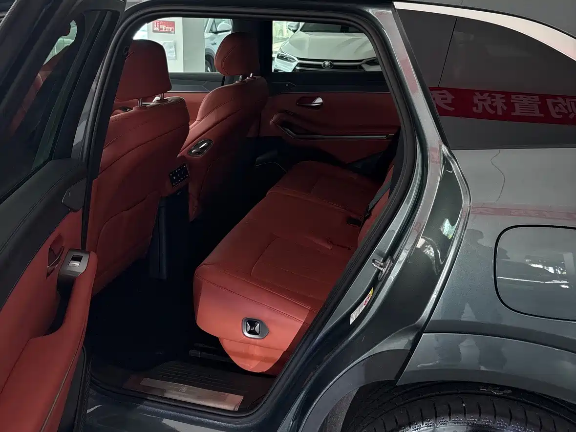 BYD Tang L 2025 DM 175KM Drone Player Edition фото 11