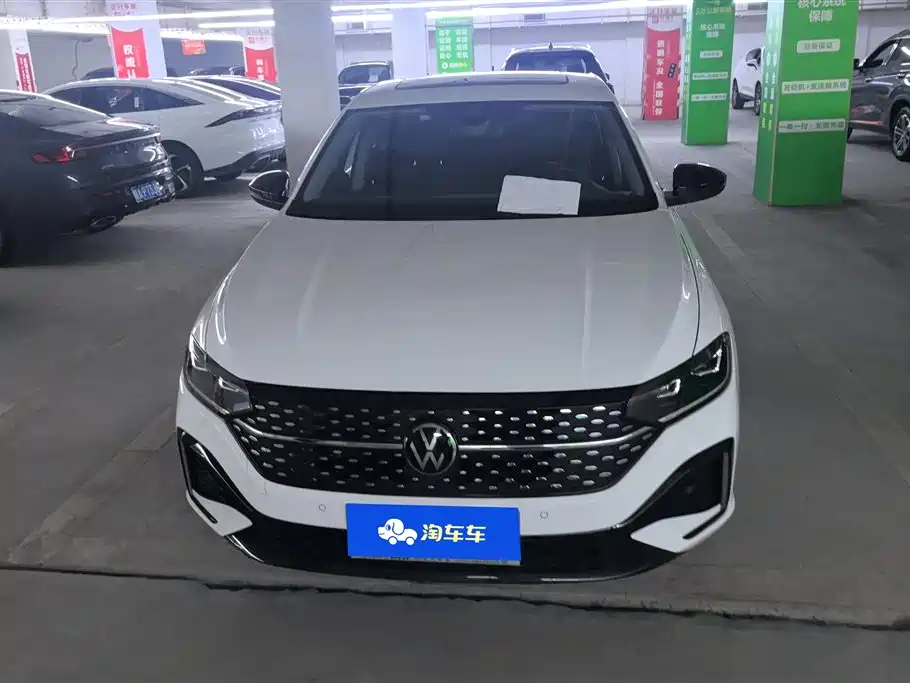 Volkswagen Lavida 2024 Model 300TSI DSG Starlight Leading Edition фото 2