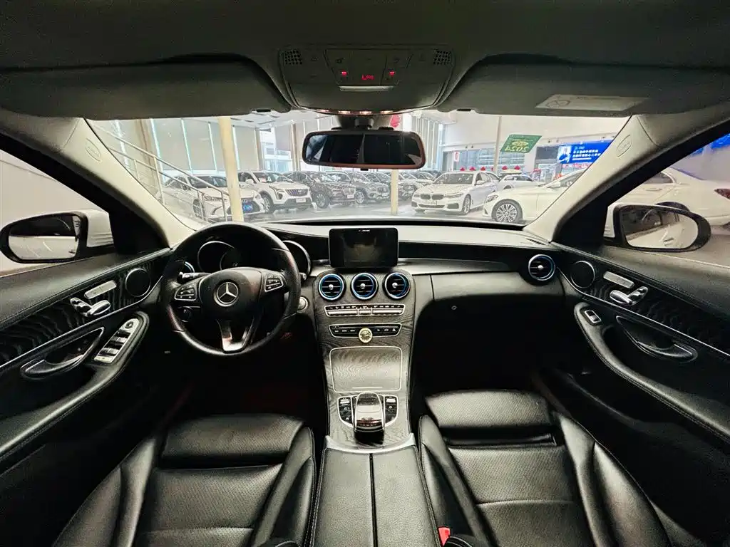 Mercedes-Benz C-Class 2016 C 200 L Sport фото 14