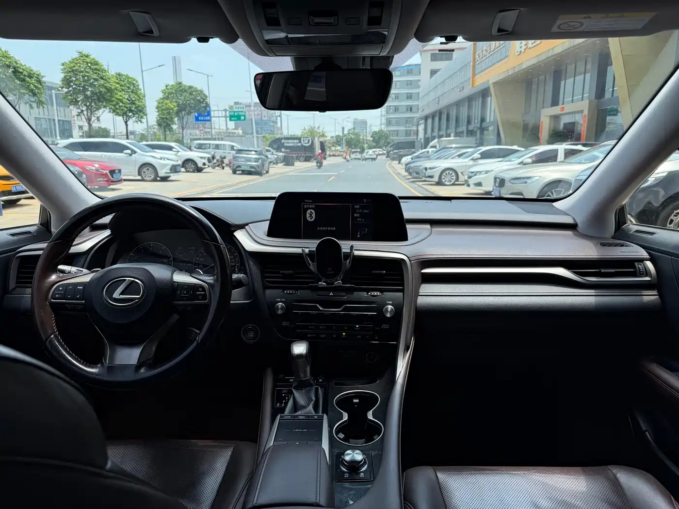 Lexus RX 2020 Facelift 300 AWD Elegance Edition фото 6