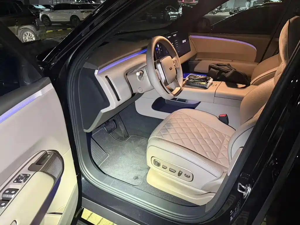 2026 Li Auto Li L8