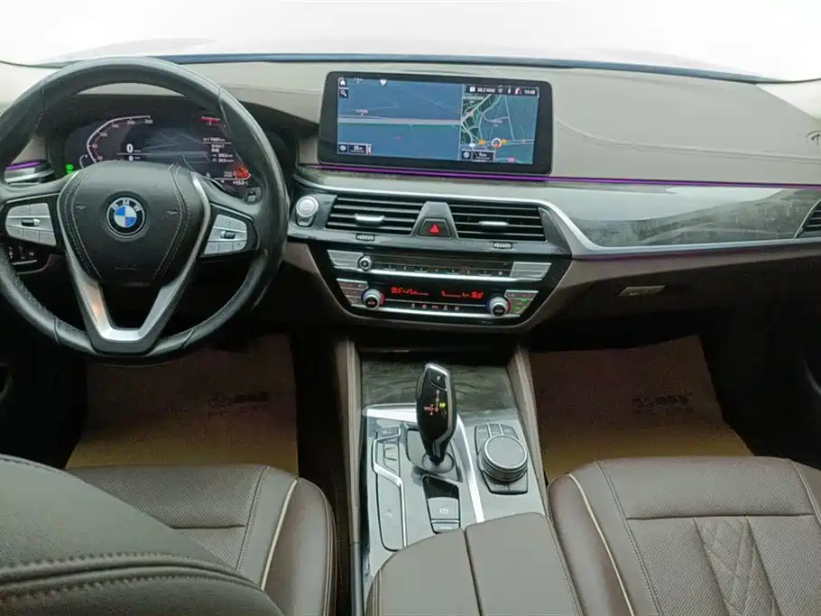 BMW 5 Series 2022 Model Second Facelift 525Li Luxury Package фото 12