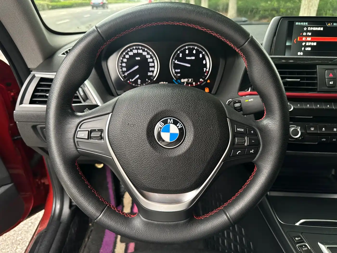 BMW 2 Series (Import) 2018 220i Sport Design Package фото 7