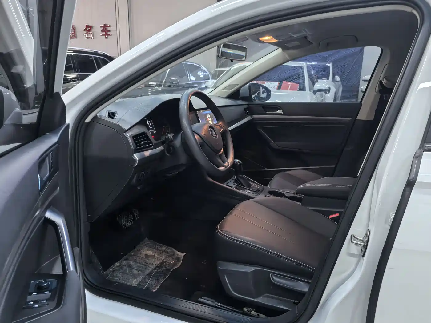 Volkswagen Lavida 2019 1.5L Automatic Trend Edition China VI фото 4