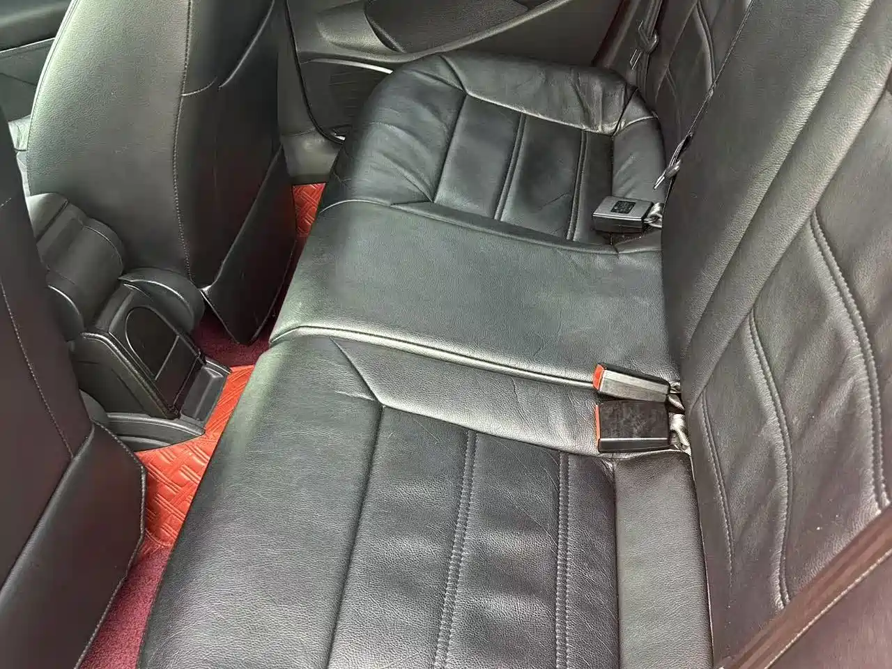 Volkswagen Polo 2014 1.6L Automatic Comfort Edition фото 6