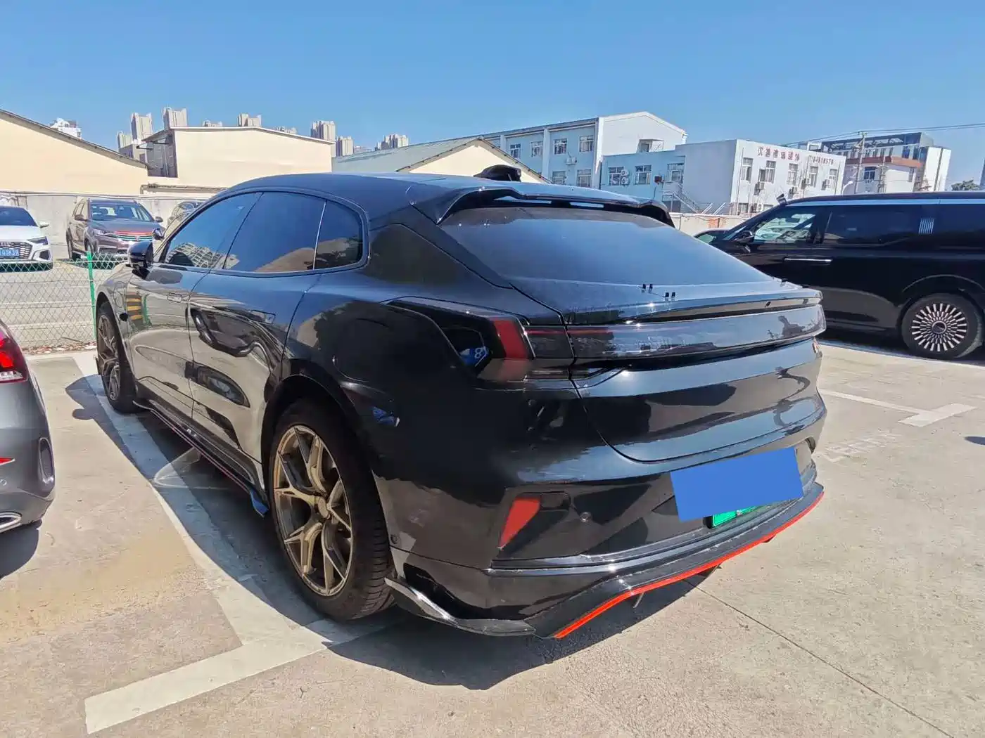 ZEEKR EXTREME KRYPTON 001