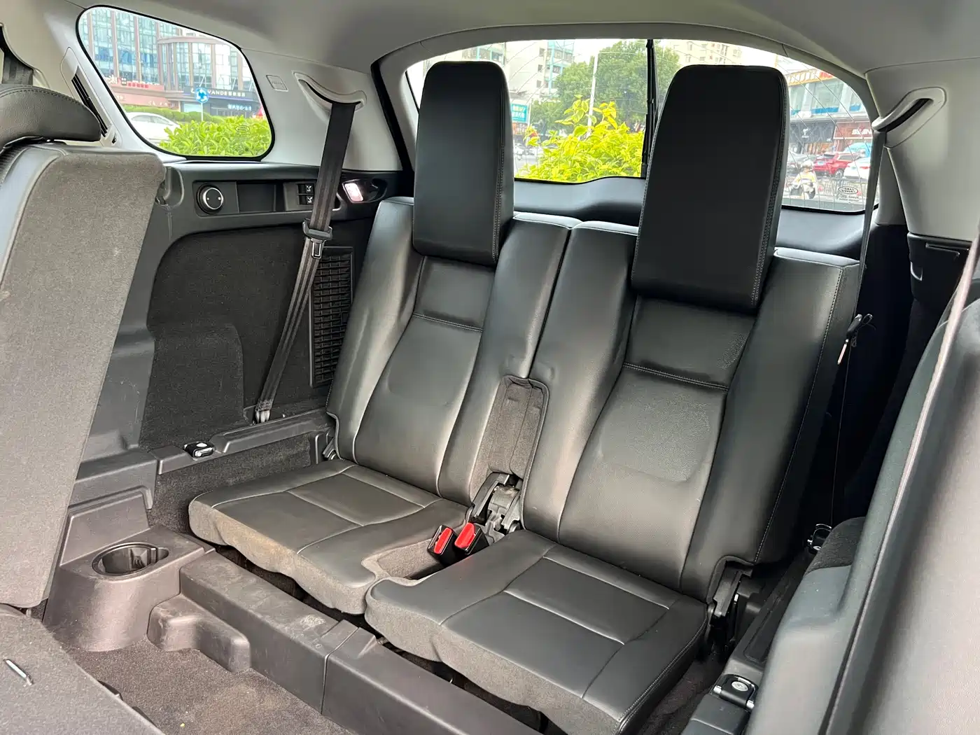 Land Rover Discovery Sport 2017 2.0T HSE фото 18