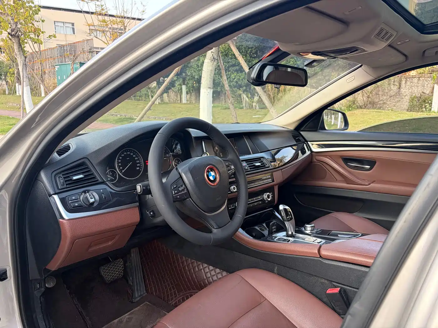 BMW 5 Series 2017 520Li Classic Edition фото 5