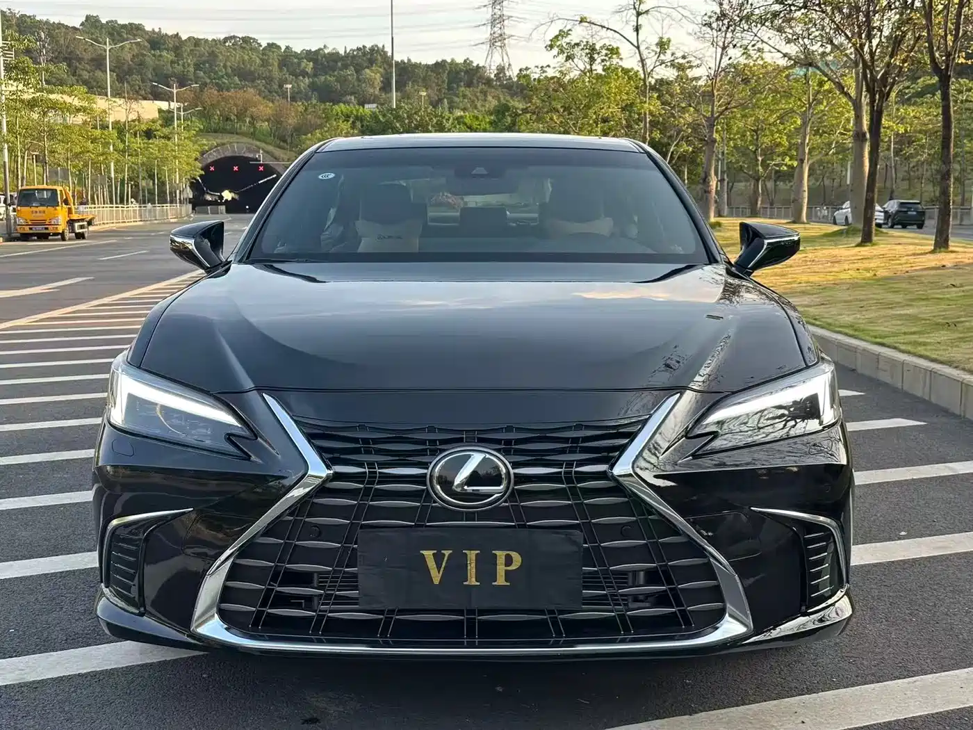 Lexus ES 2025 200 Ultimate Edition фото 2