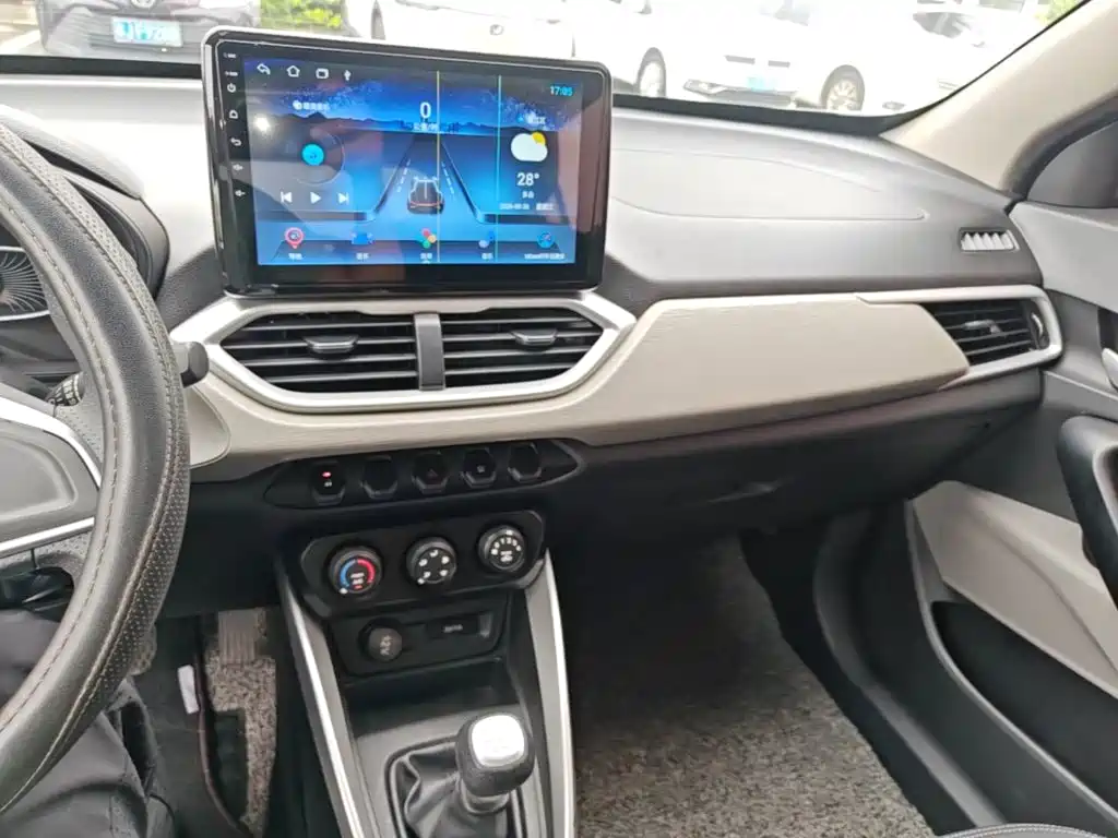 Baojun 510 2021 2021 1.5L Manual Dynamic Edition