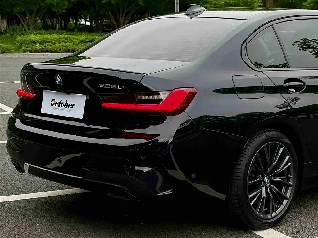 BMW 3 Series 2021 Facelift 325Li M Sport Shadow Edition фото 5